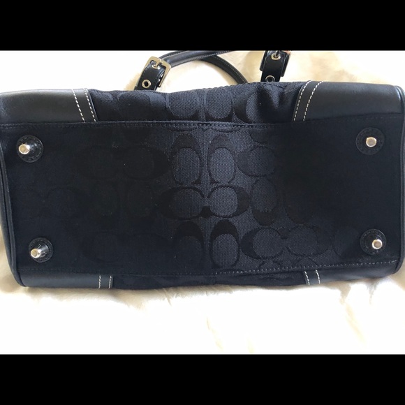 Black coach purse - Picture 8 of 8